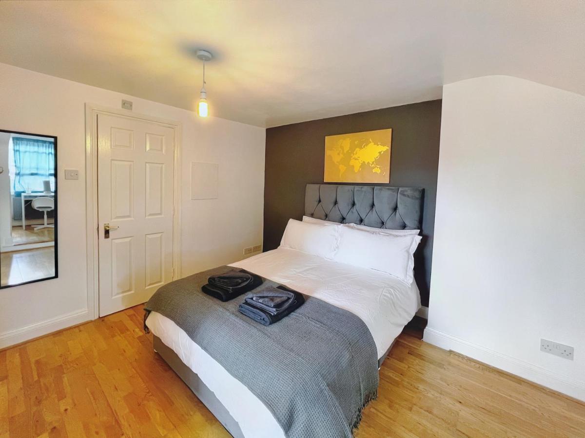 Lovely 2-Bedroom Serviced Apartment Greater London Exterior photo
